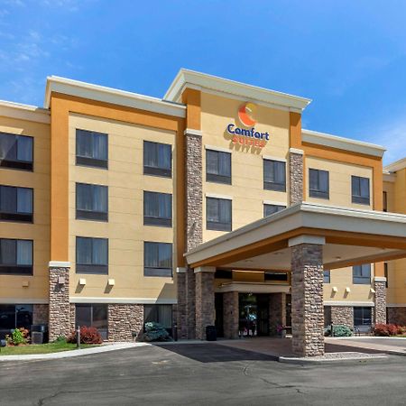 Comfort Suites Oshkosh Esterno foto