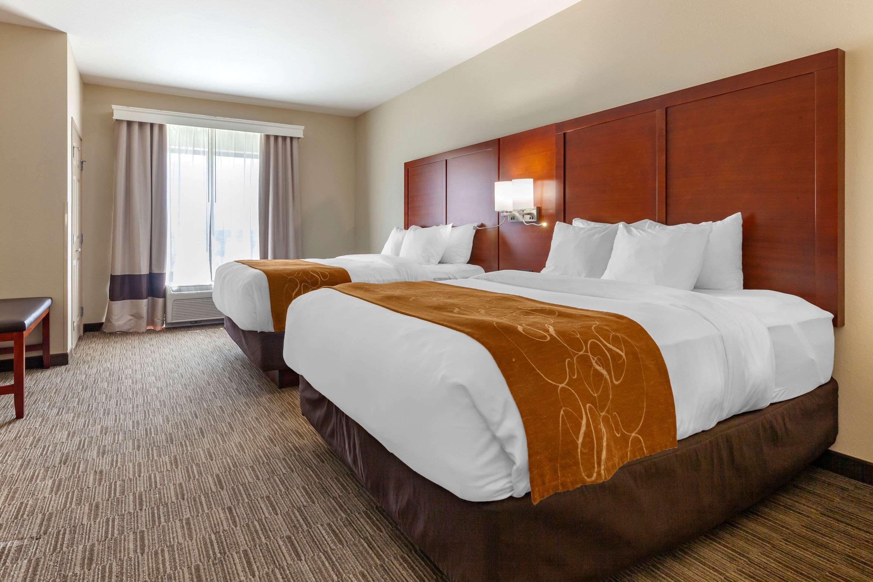 Comfort Suites Oshkosh Esterno foto