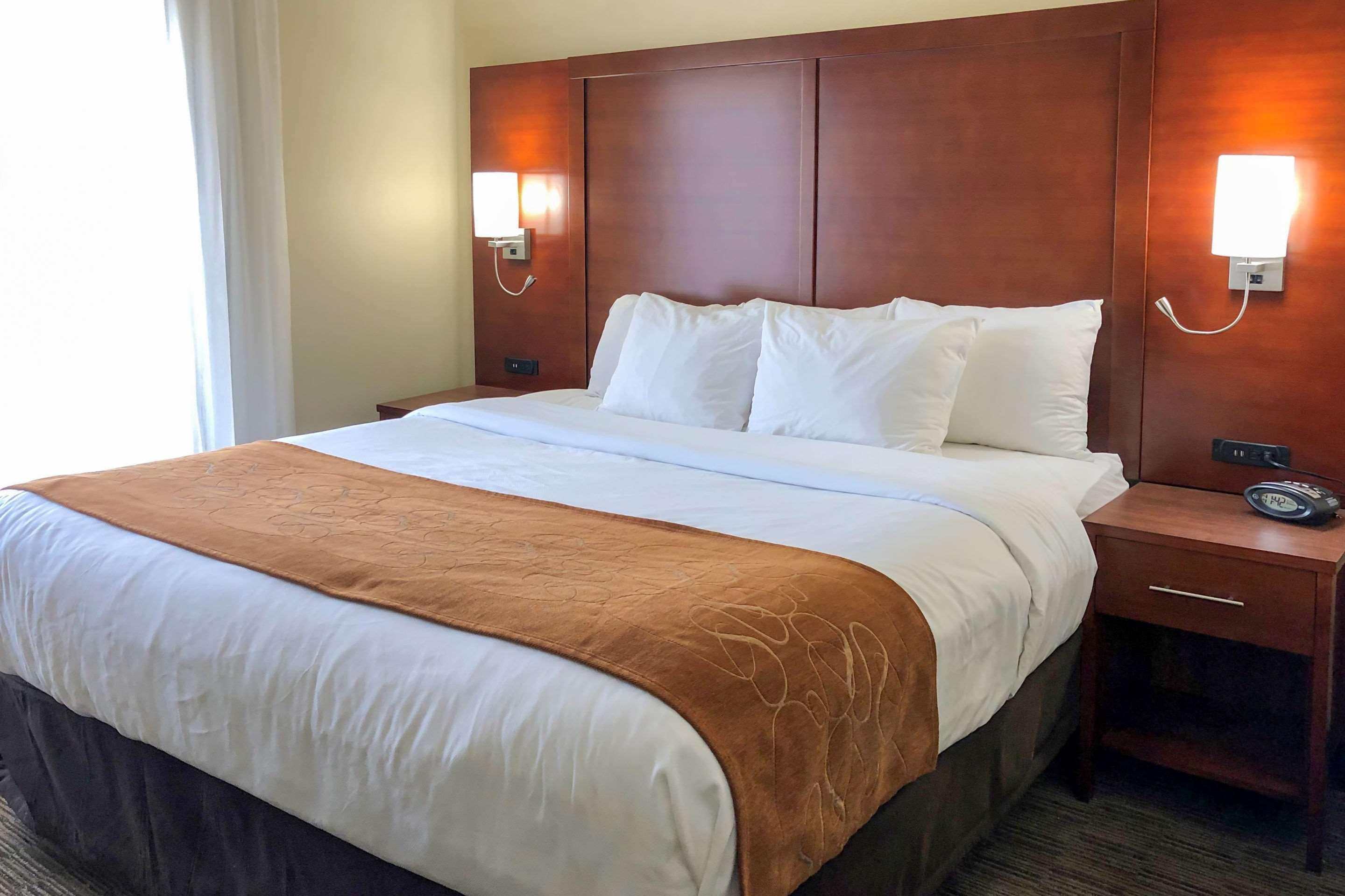 Comfort Suites Oshkosh Esterno foto