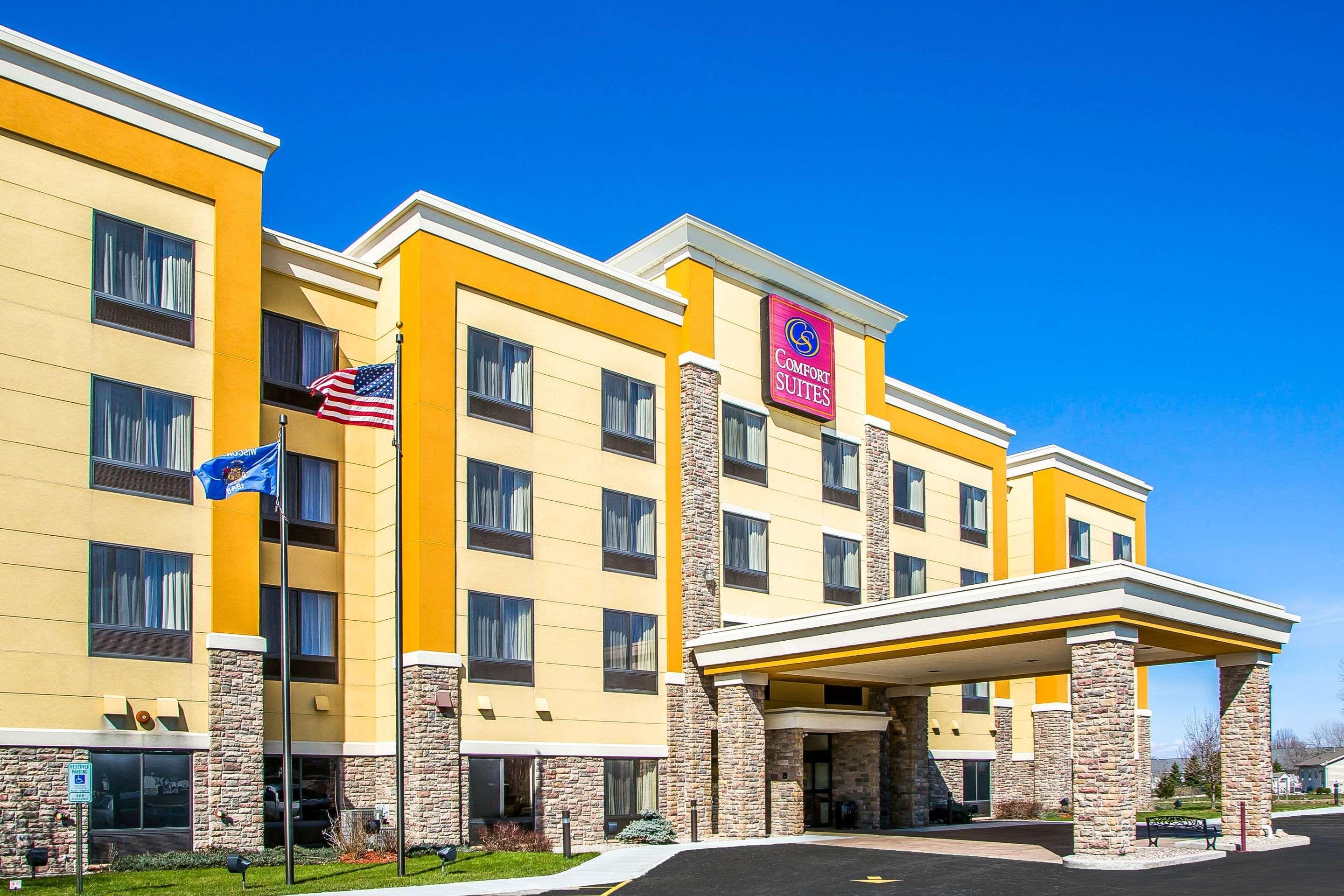 Comfort Suites Oshkosh Esterno foto