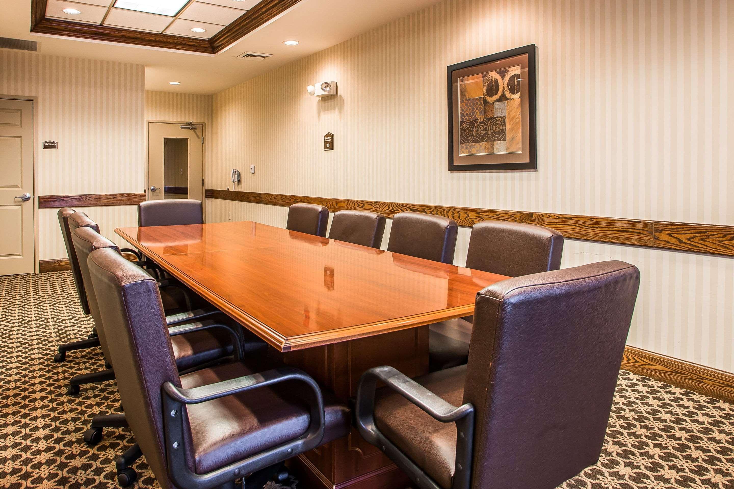 Comfort Suites Oshkosh Esterno foto
